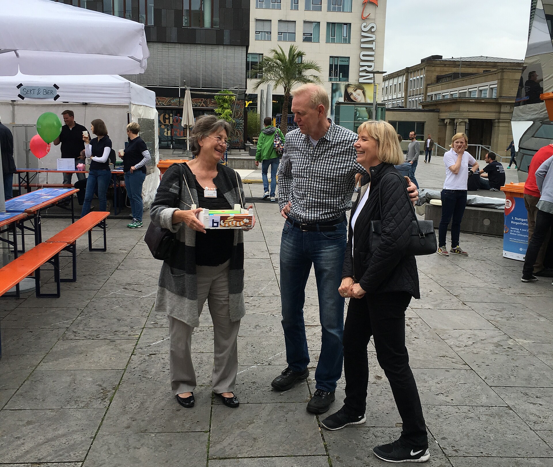 Bürgerfrühstück auf dem kleinen Schlossplatz